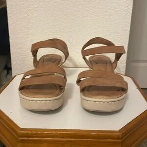 Born wedge sandals size 9.5